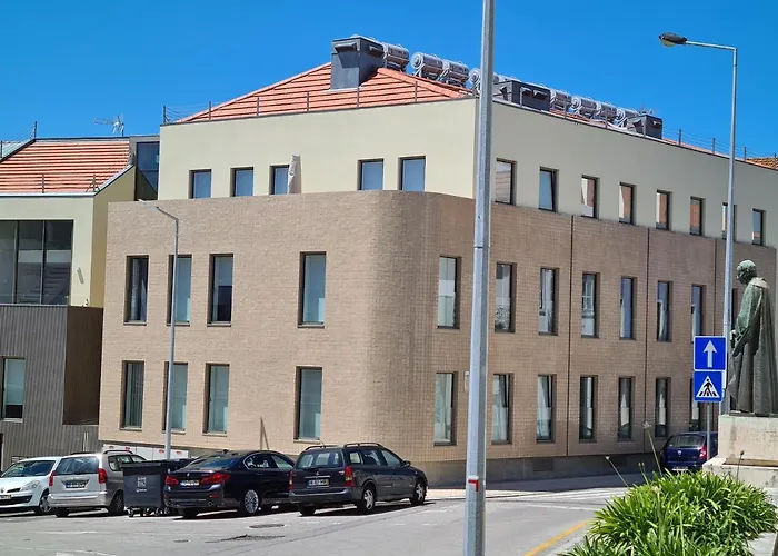Pearl House *