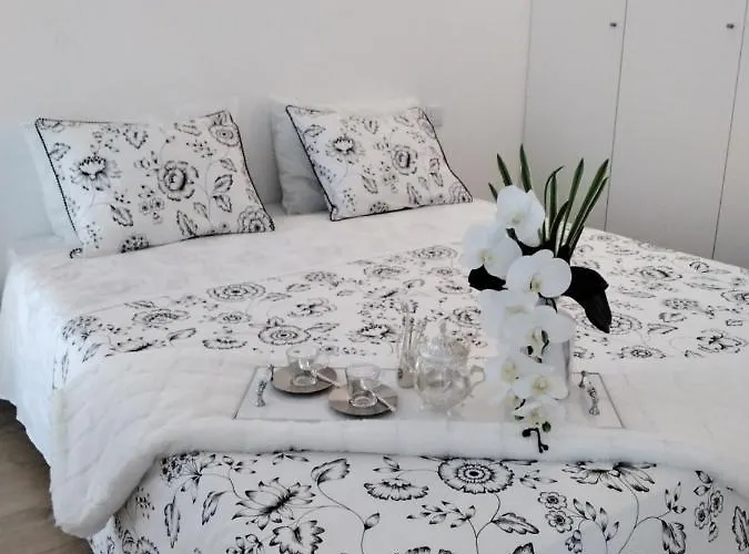 Pearl House *